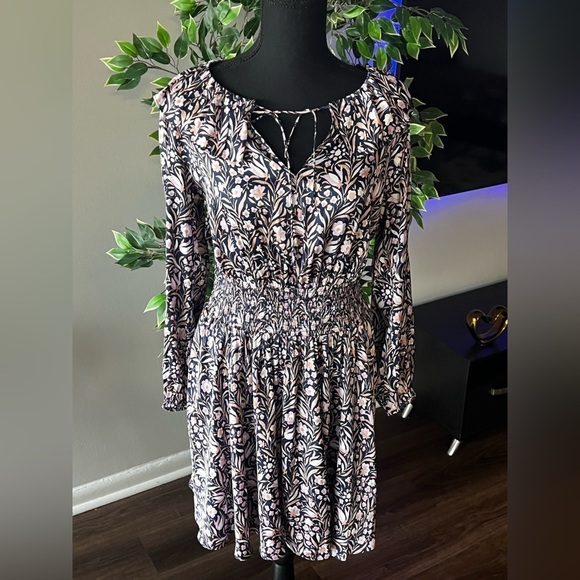 J Crew long sleeve ruffle V-neck mini dress in floral fields smocked waist - Picture 3 of 11